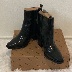 Mix no black snake print cowgirl boots